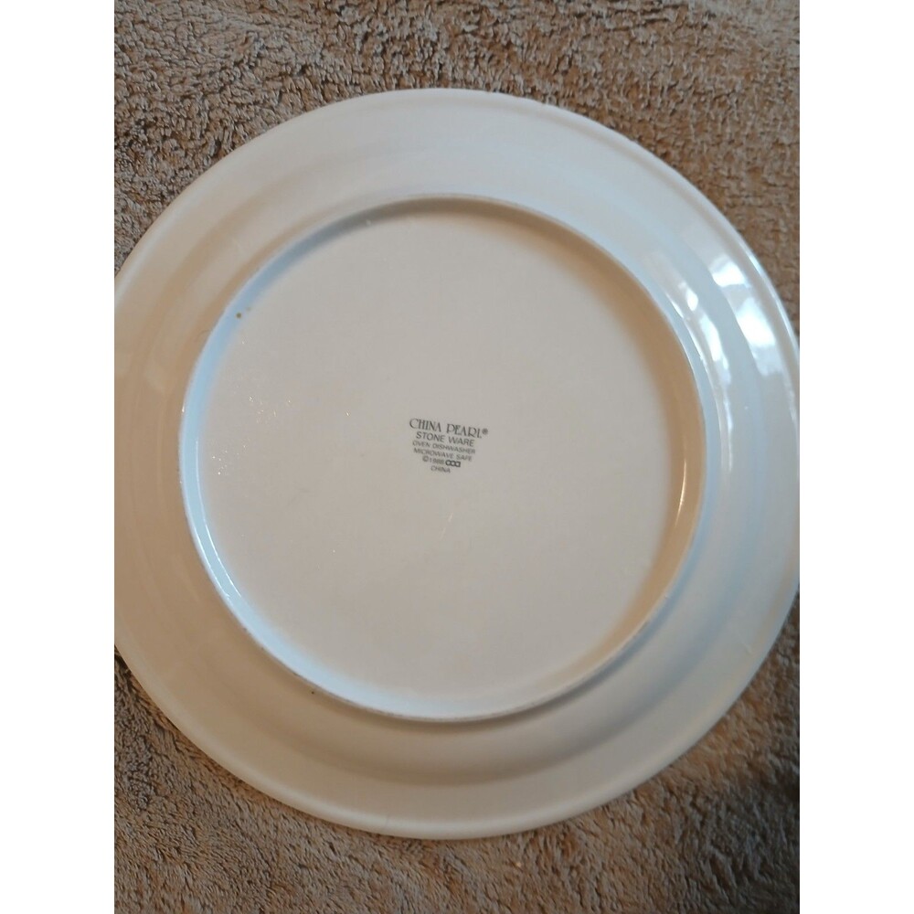 China Pearl Stoneware Iris Dinner Plates Purple and Pink Iris Set of 4 - Picture 3 of 5